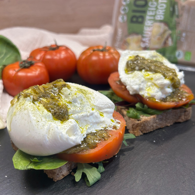 Italienisches Burrata-Brot